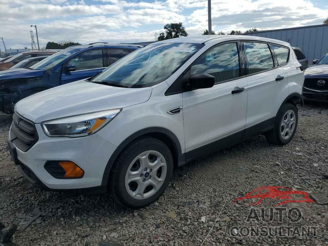 FORD ESCAPE 2017 - 1FMCU0F78HUE66572