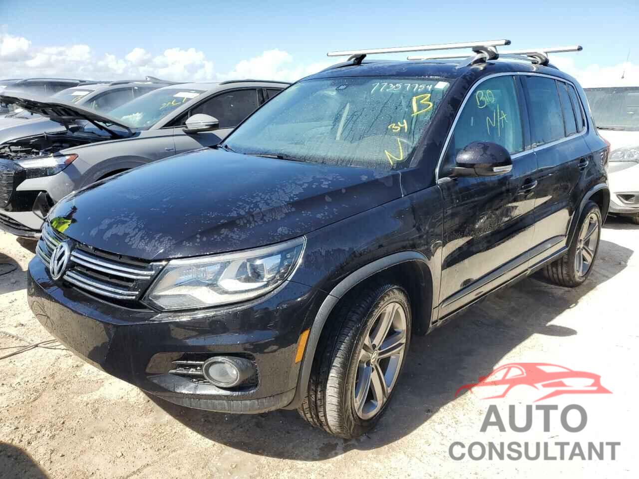 VOLKSWAGEN TIGUAN 2017 - WVGTV7AX4HW506678