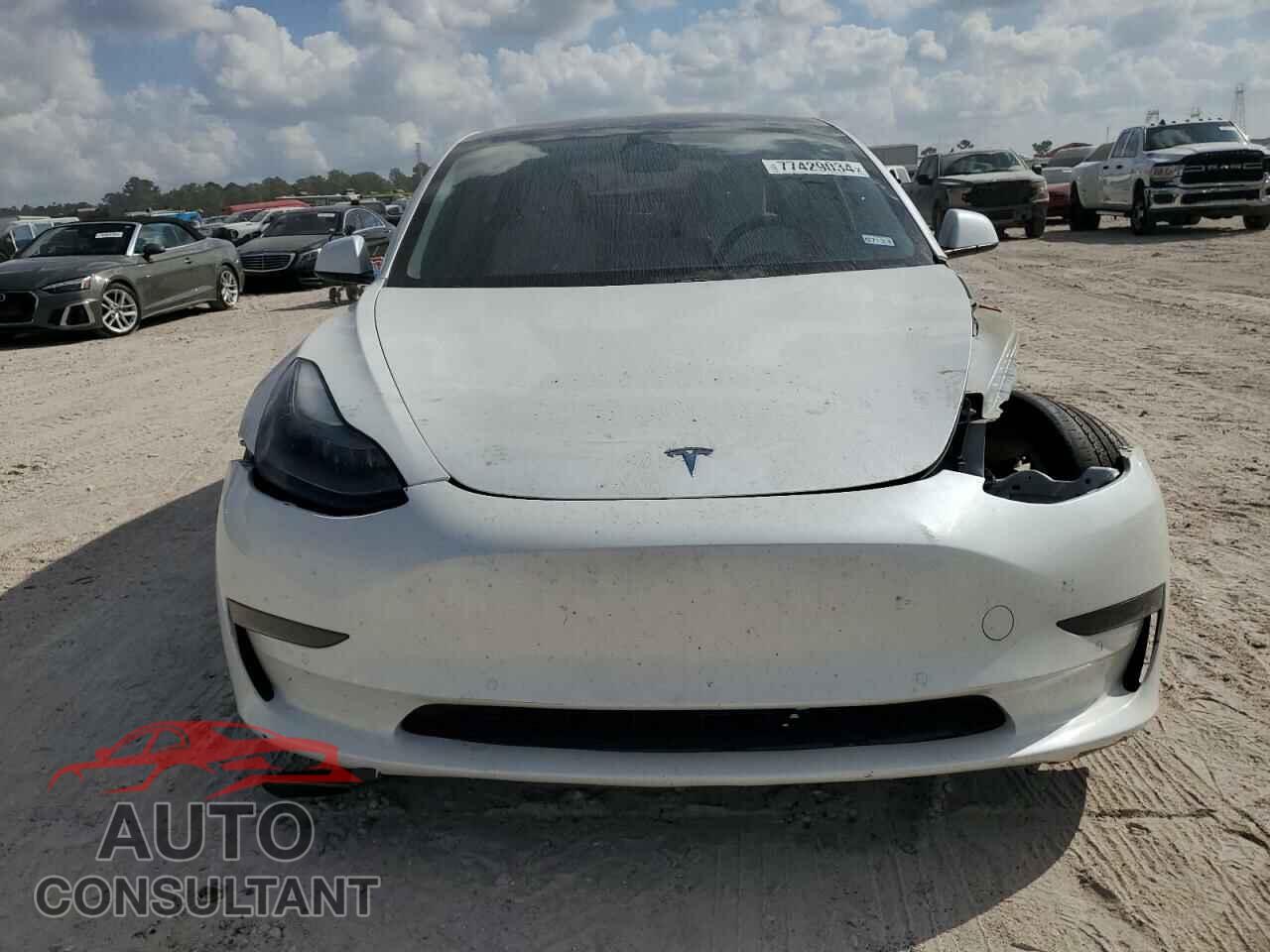 TESLA MODEL 3 2021 - 5YJ3E1EA0MF080543