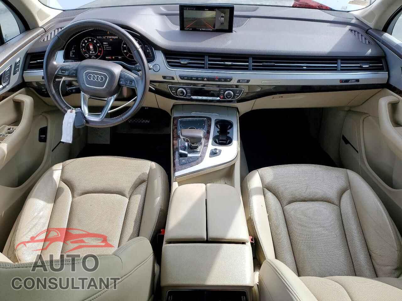 AUDI Q7 2019 - WA1LHAF70KD026751