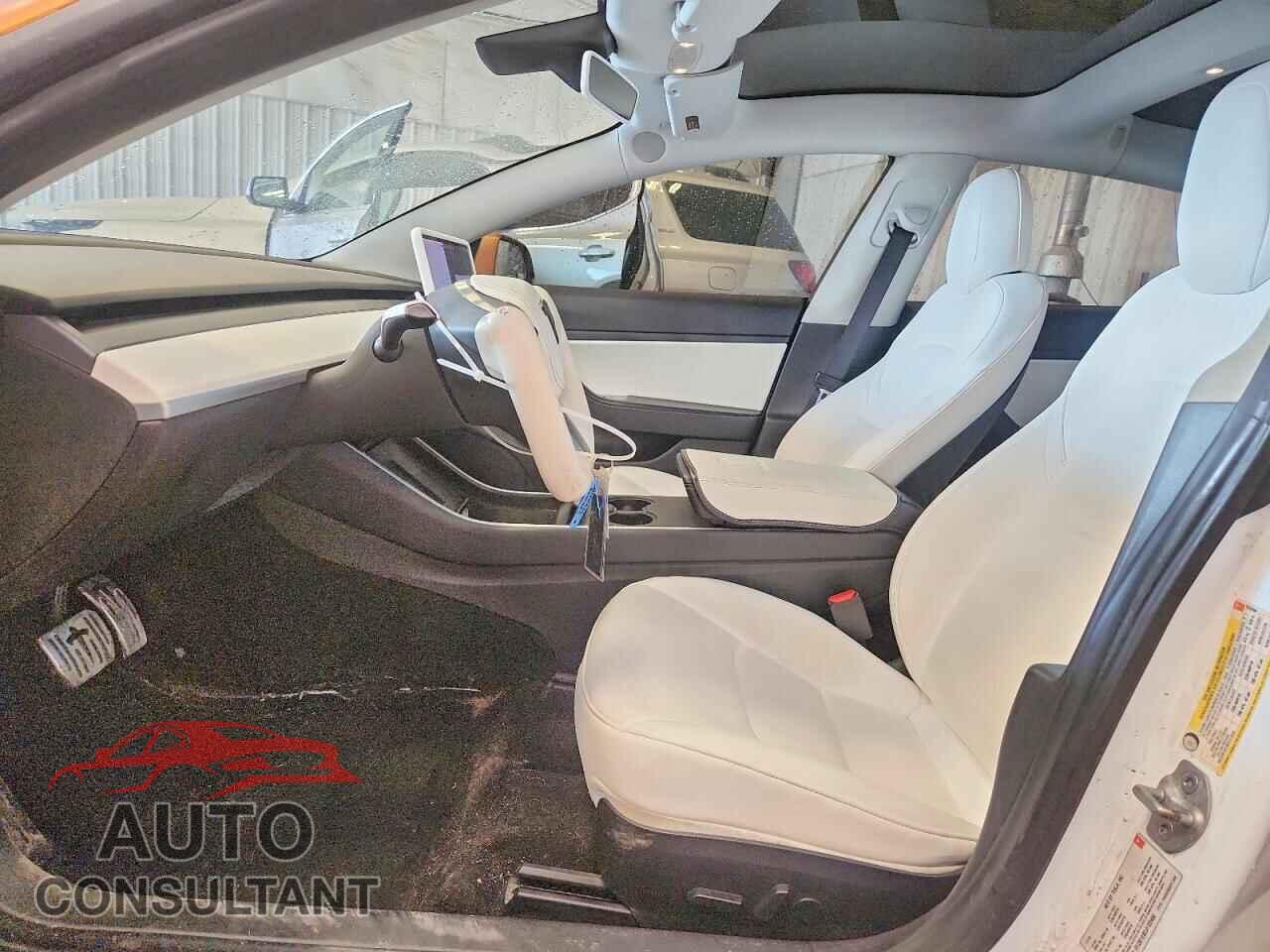 TESLA MODEL 3 2018 - 5YJ3E1EB2JF122456
