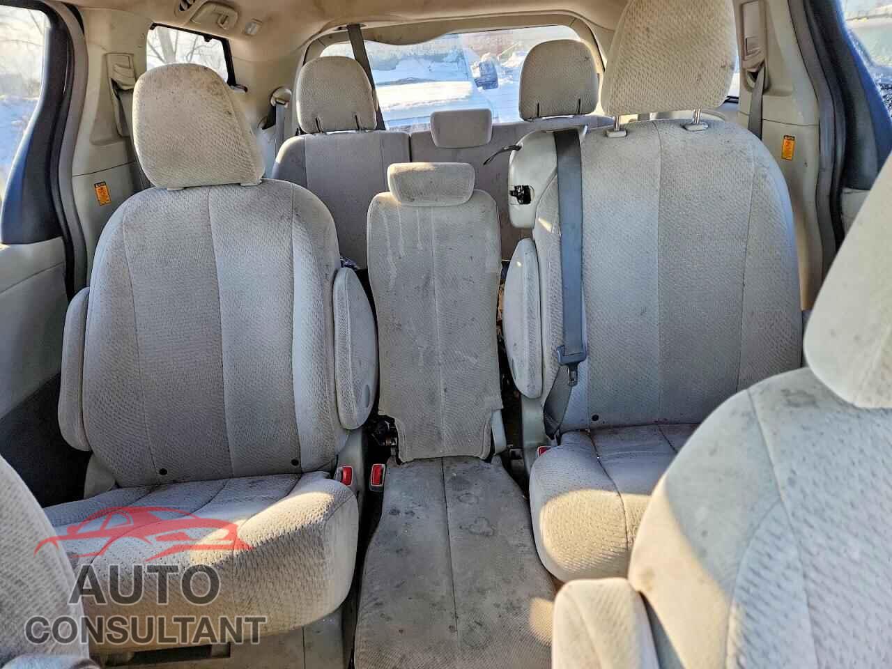 TOYOTA SIENNA 2013 - 5TDKK3DC8DS297904