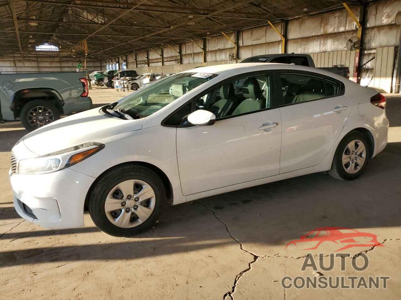 KIA FORTE 2018 - 3KPFK4A72JE270749