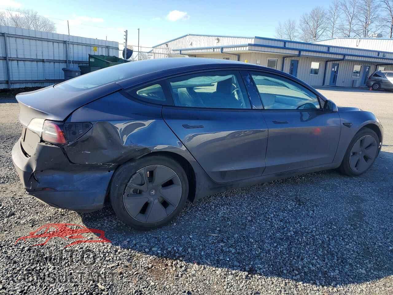 TESLA MODEL 3 2022 - 5YJ3E1EB9NF242583