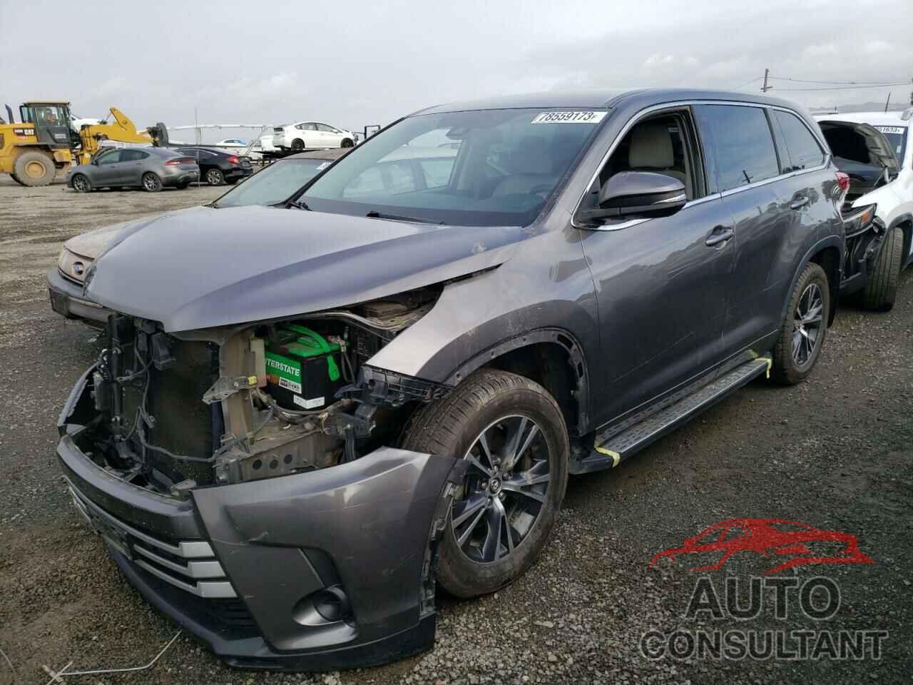 TOYOTA HIGHLANDER 2018 - 5TDBZRFH2JS800023