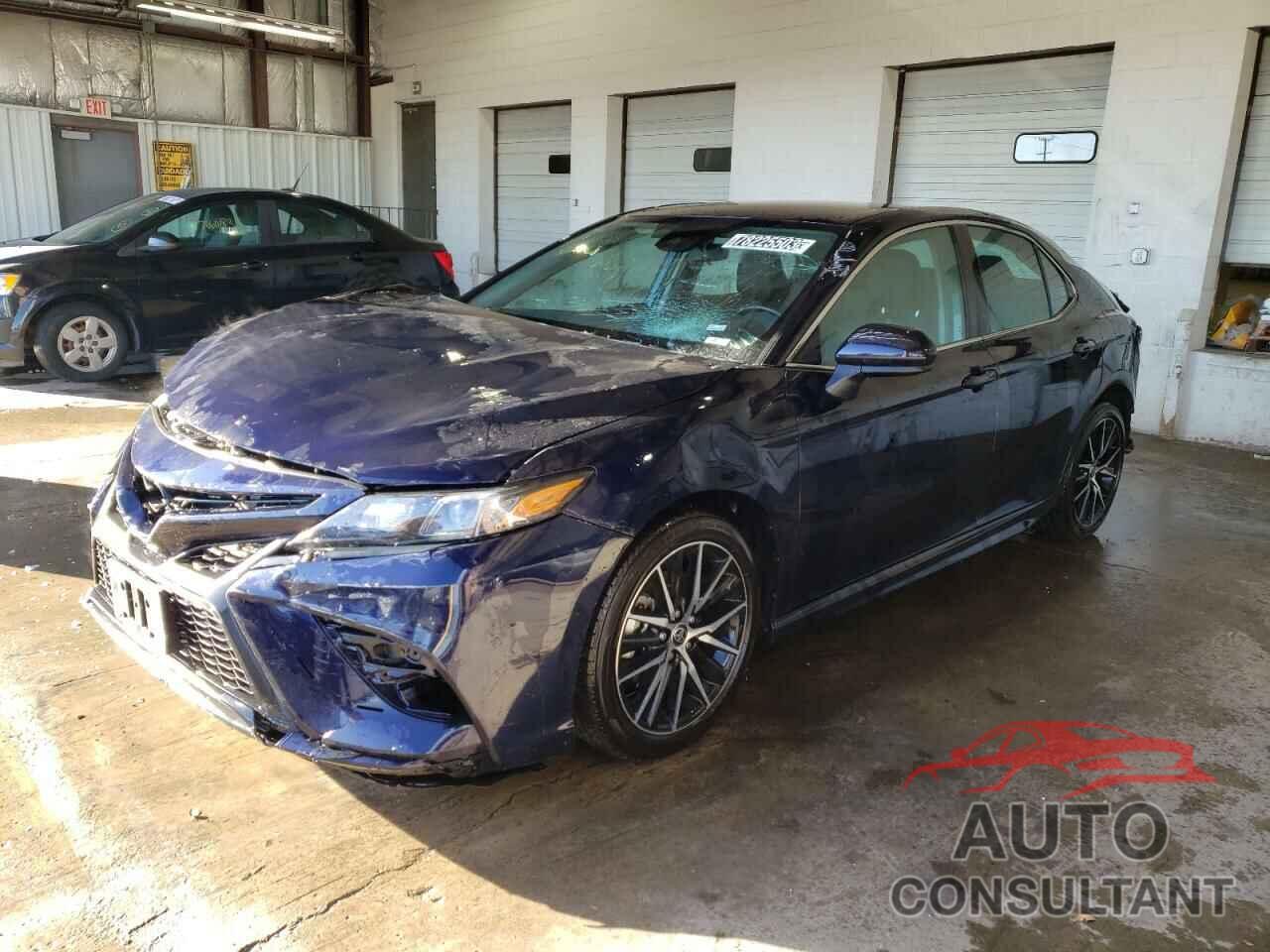 TOYOTA CAMRY 2021 - 4T1G11AK8MU598995