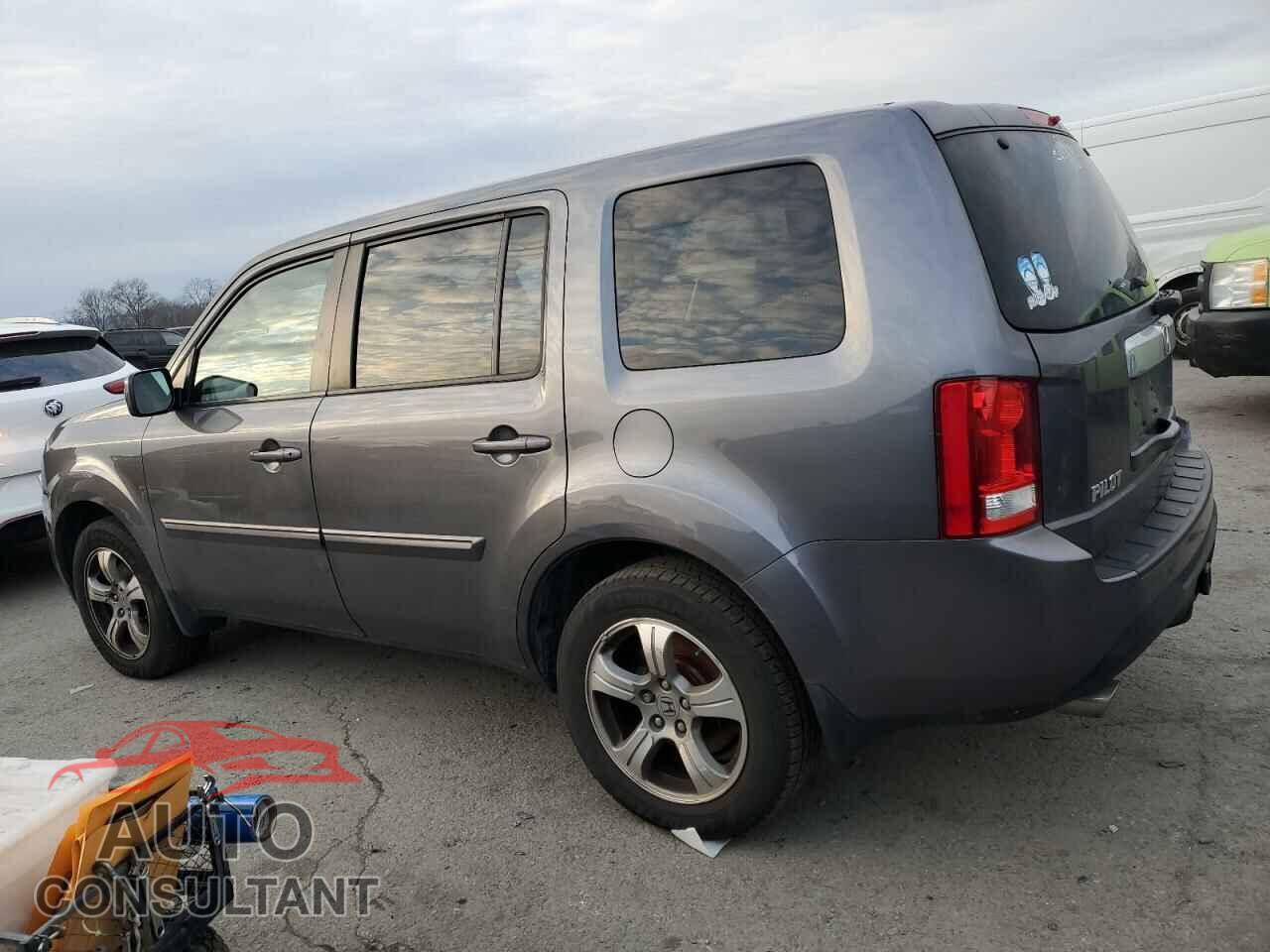 HONDA PILOT 2015 - 5FNYF4H4XFB078506