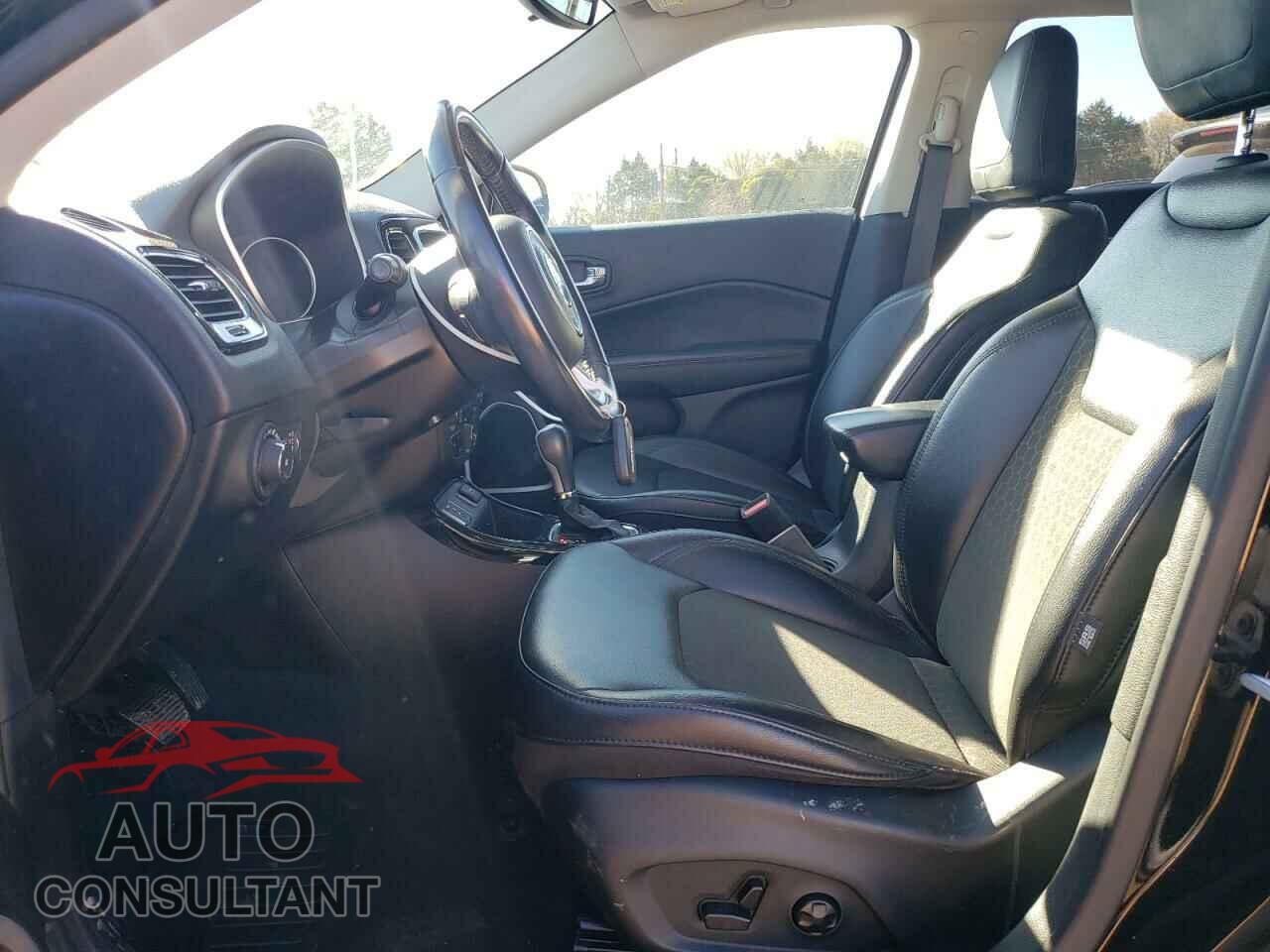 JEEP COMPASS 2020 - 3C4NJCBB9LT121703