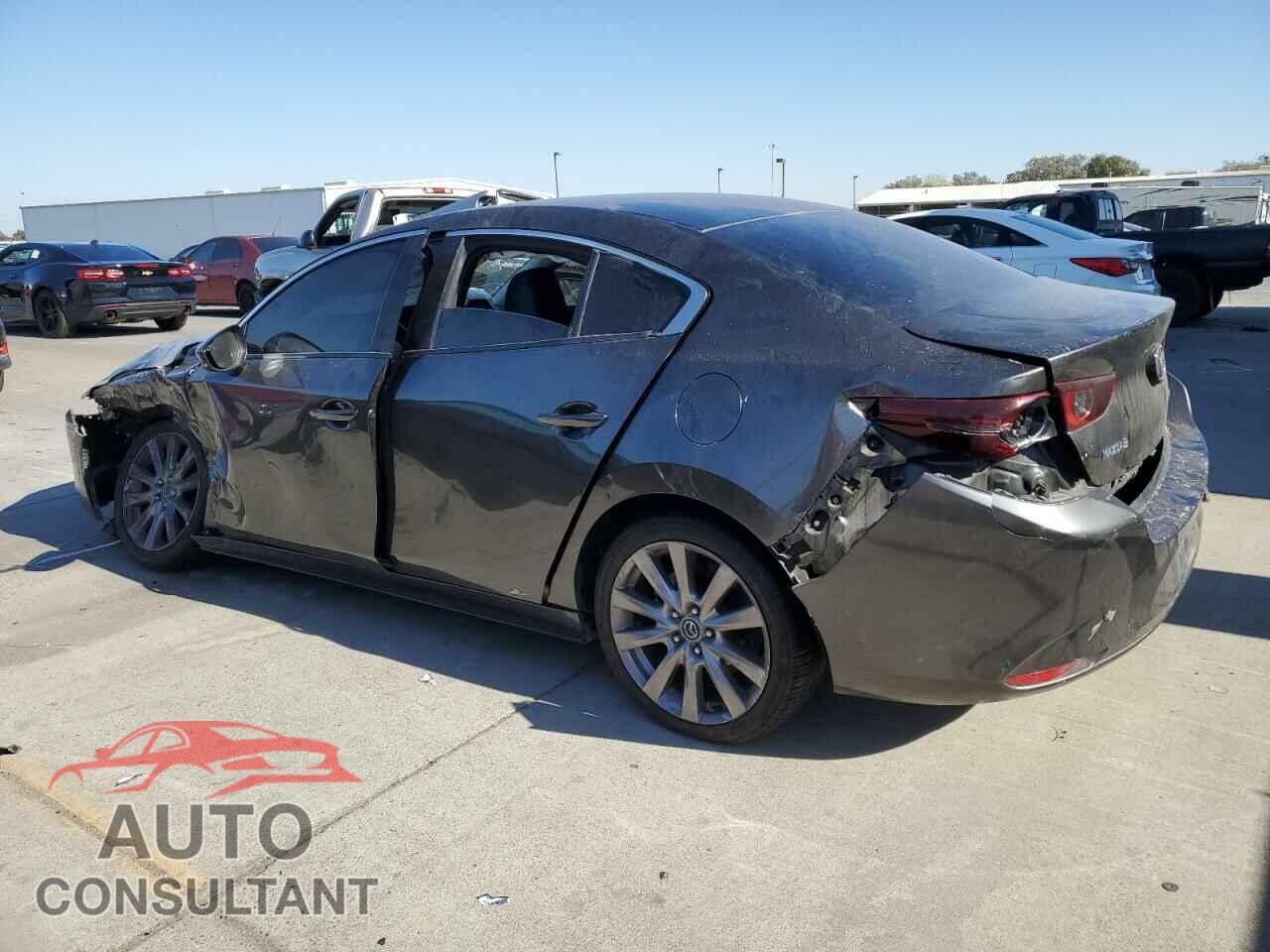 MAZDA 3 2019 - JM1BPACL4K1111289