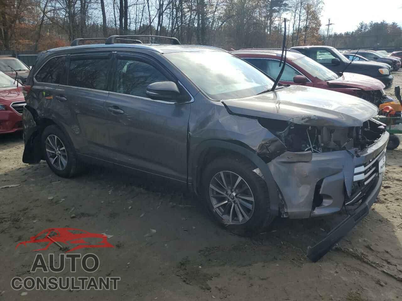 TOYOTA HIGHLANDER 2018 - 5TDJZRFH4JS875107