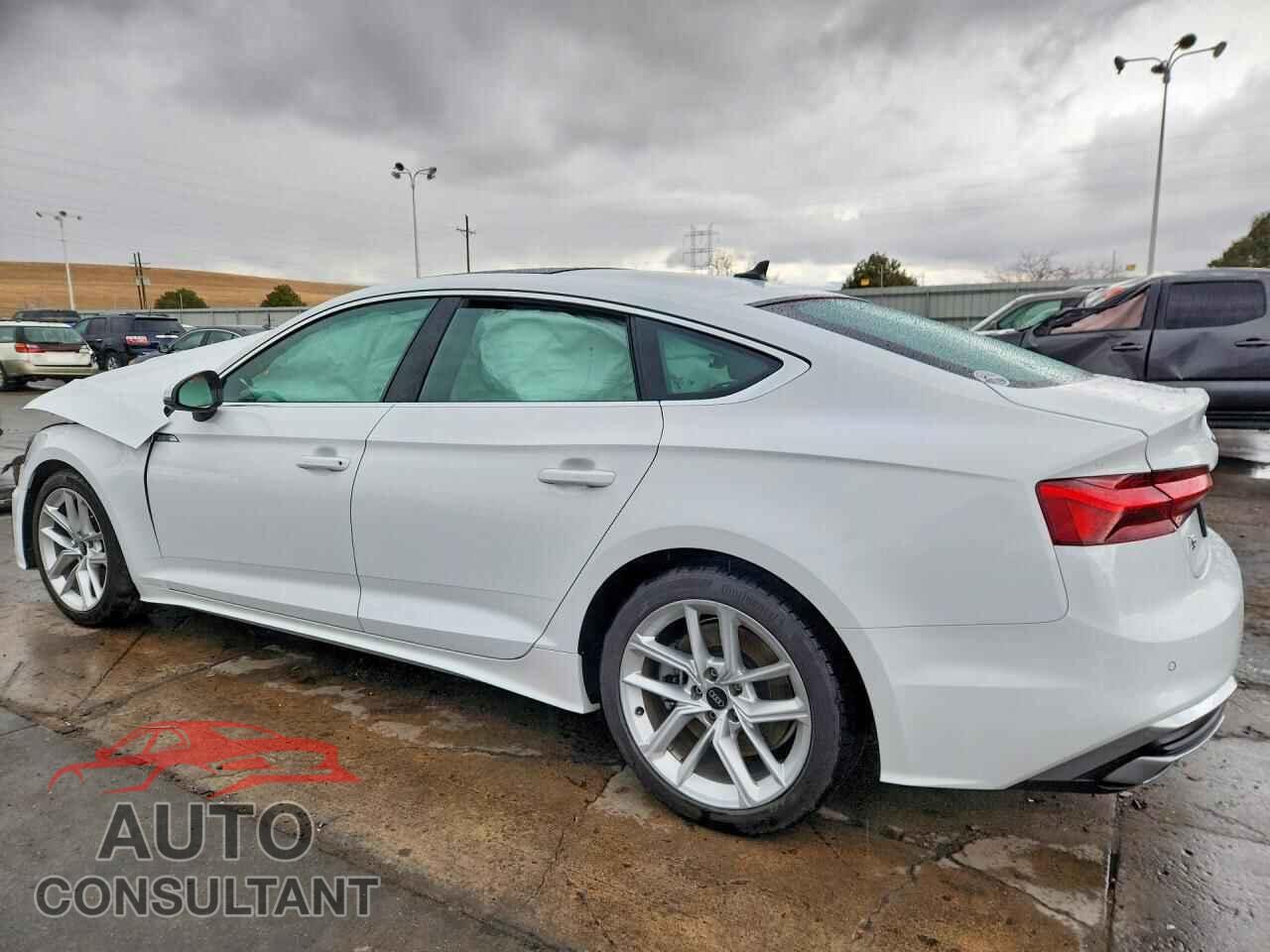 AUDI A5 2024 - WAUFACF50RA080741