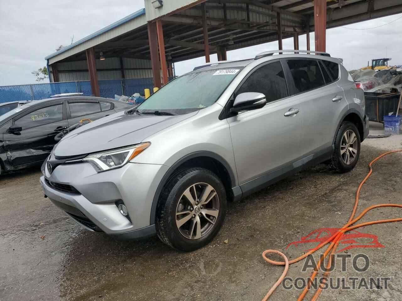 TOYOTA RAV4 2018 - JTMWFREV4JJ182735