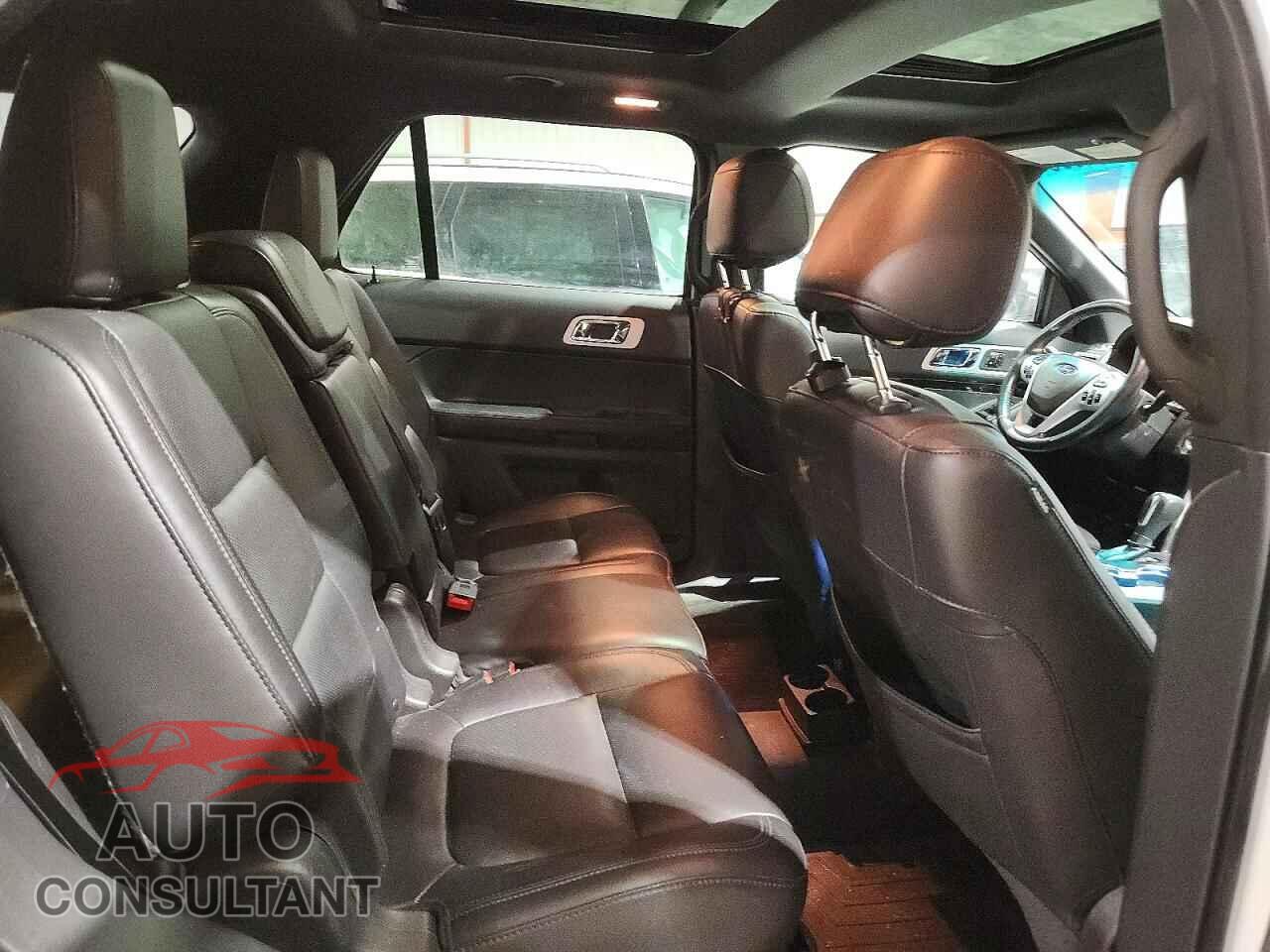 FORD EXPLORER 2015 - 1FM5K8F84FGA71905