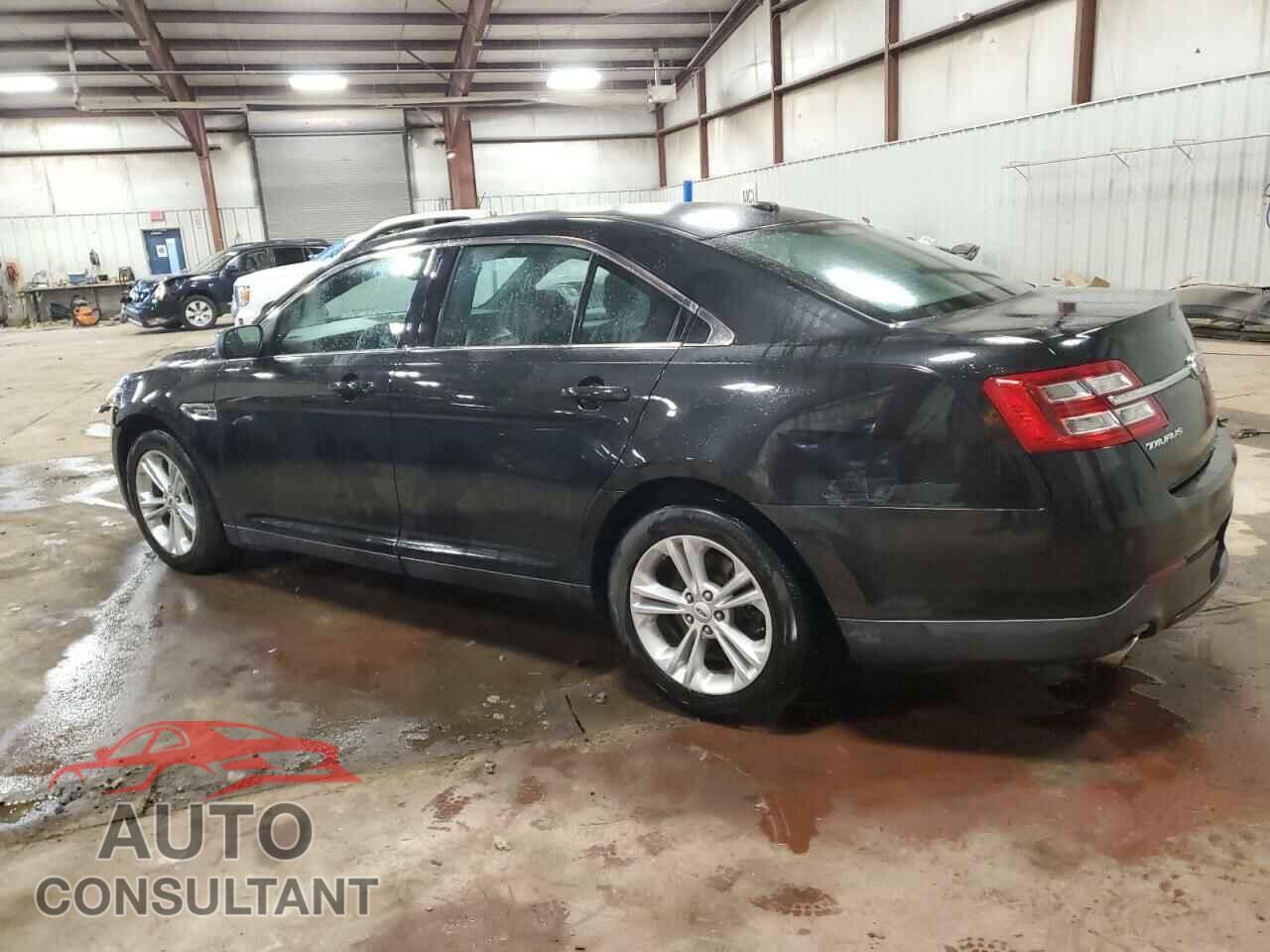 FORD TAURUS 2013 - 1FAHP2E88DG211880