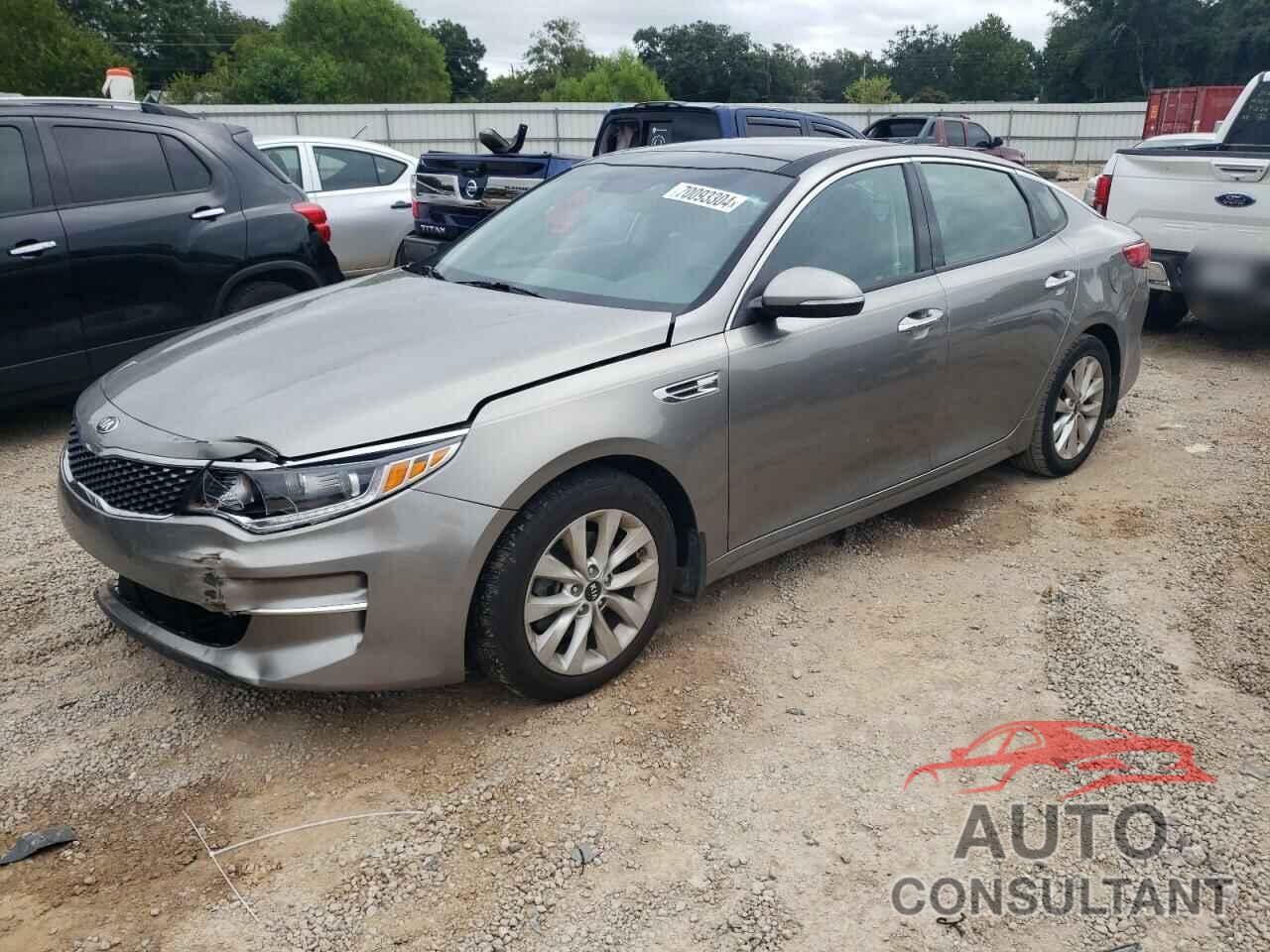 KIA OPTIMA 2018 - 5XXGU4L30JG239029