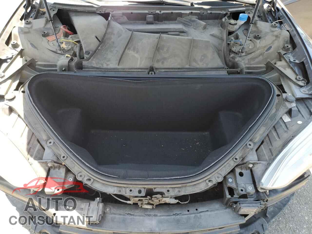 TESLA MODEL S 2017 - 5YJSA1E27HF216026