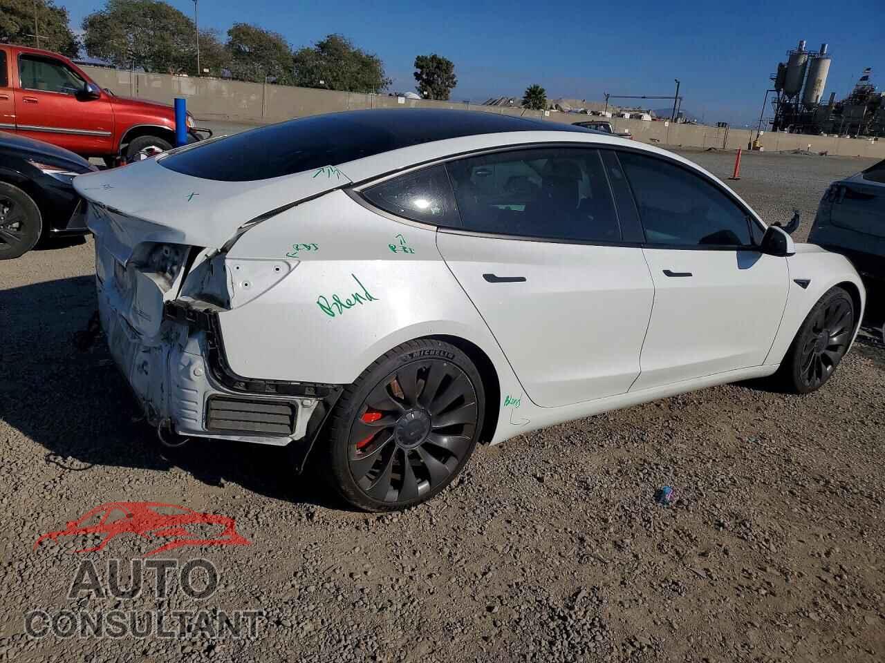 TESLA MODEL 3 2021 - 5YJ3E1EC3MF000928