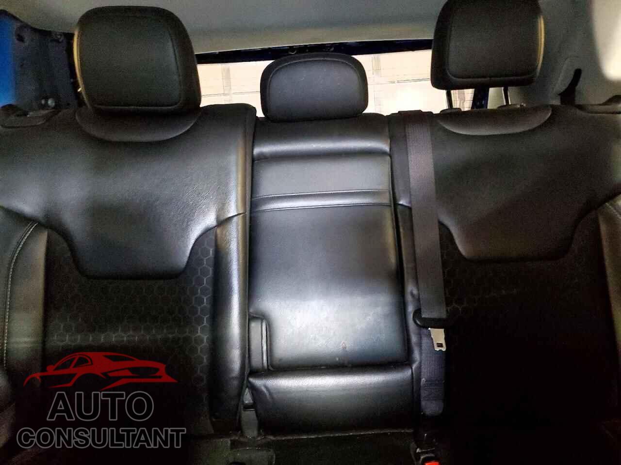 JEEP COMPASS 2019 - 3C4NJDBB7KT829100