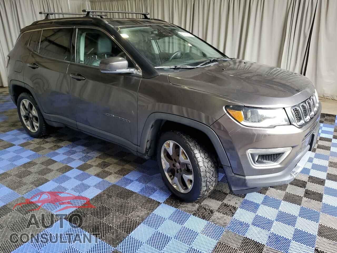 JEEP COMPASS 2018 - 3C4NJDCB6JT359736