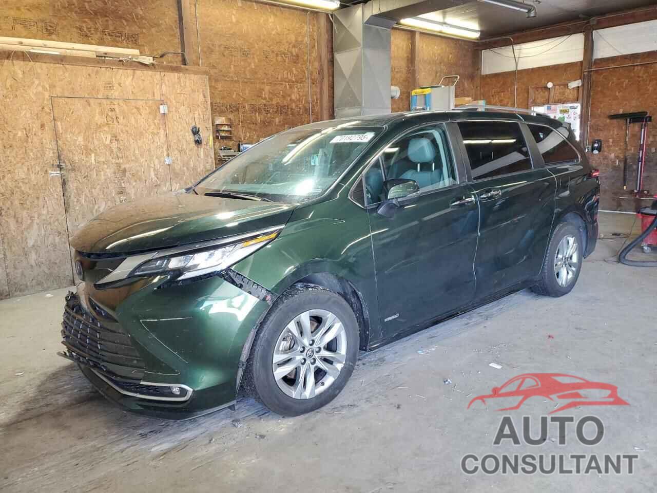 TOYOTA SIENNA 2021 - 5TDZSKFC1MS004883