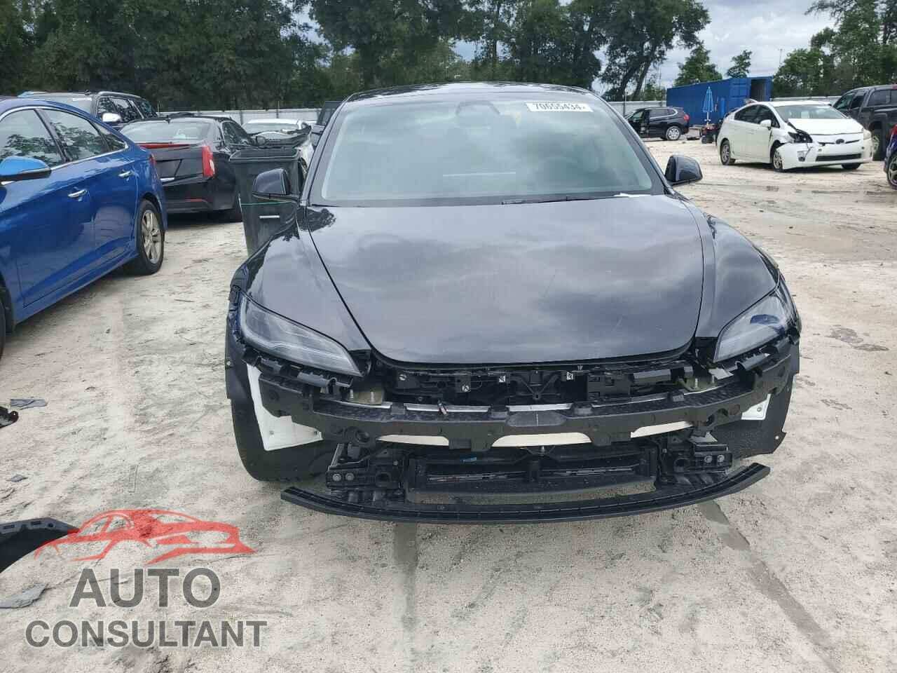 TESLA MODEL 3 2024 - 5YJ3E1EA5RF727073