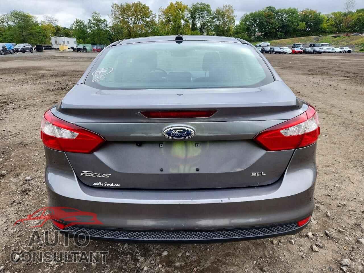 FORD FOCUS 2012 - 1FAHP3H21CL171628