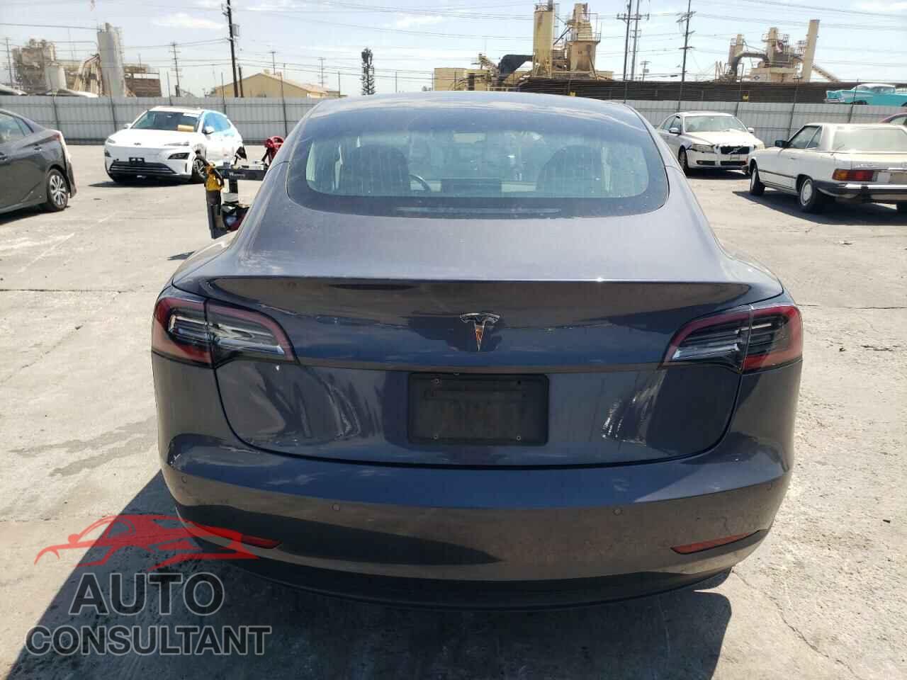 TESLA MODEL 3 2018 - 5YJ3E1EA8JF163357