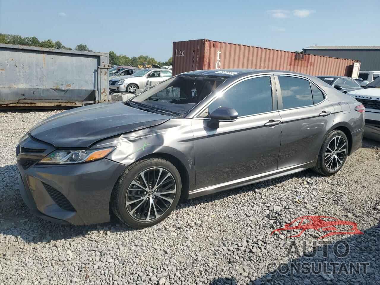 TOYOTA CAMRY 2018 - 4T1B11HK8JU544463