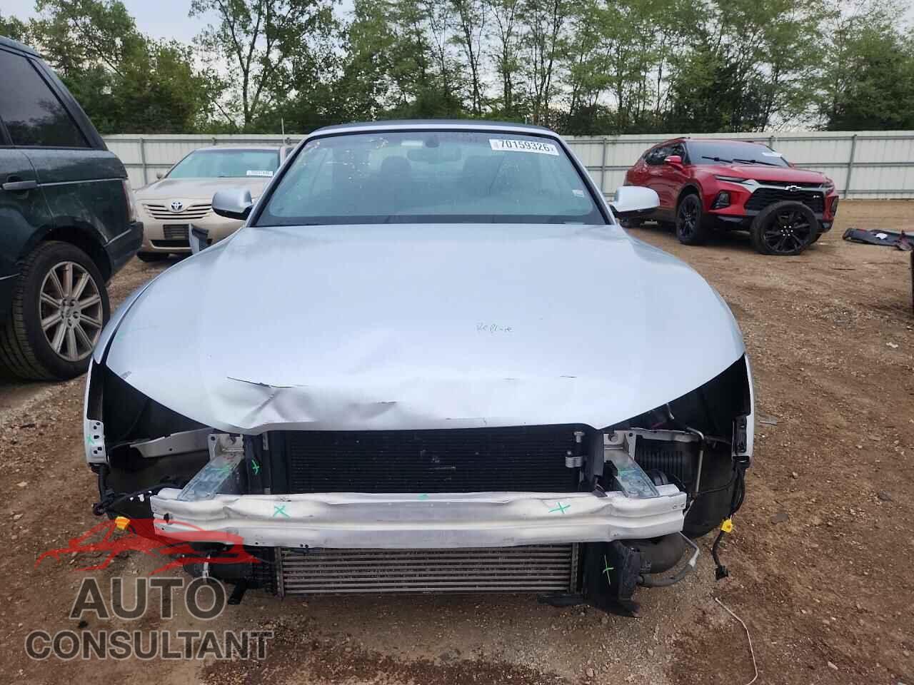 AUDI A5 2013 - WAULFAFH8DN010800