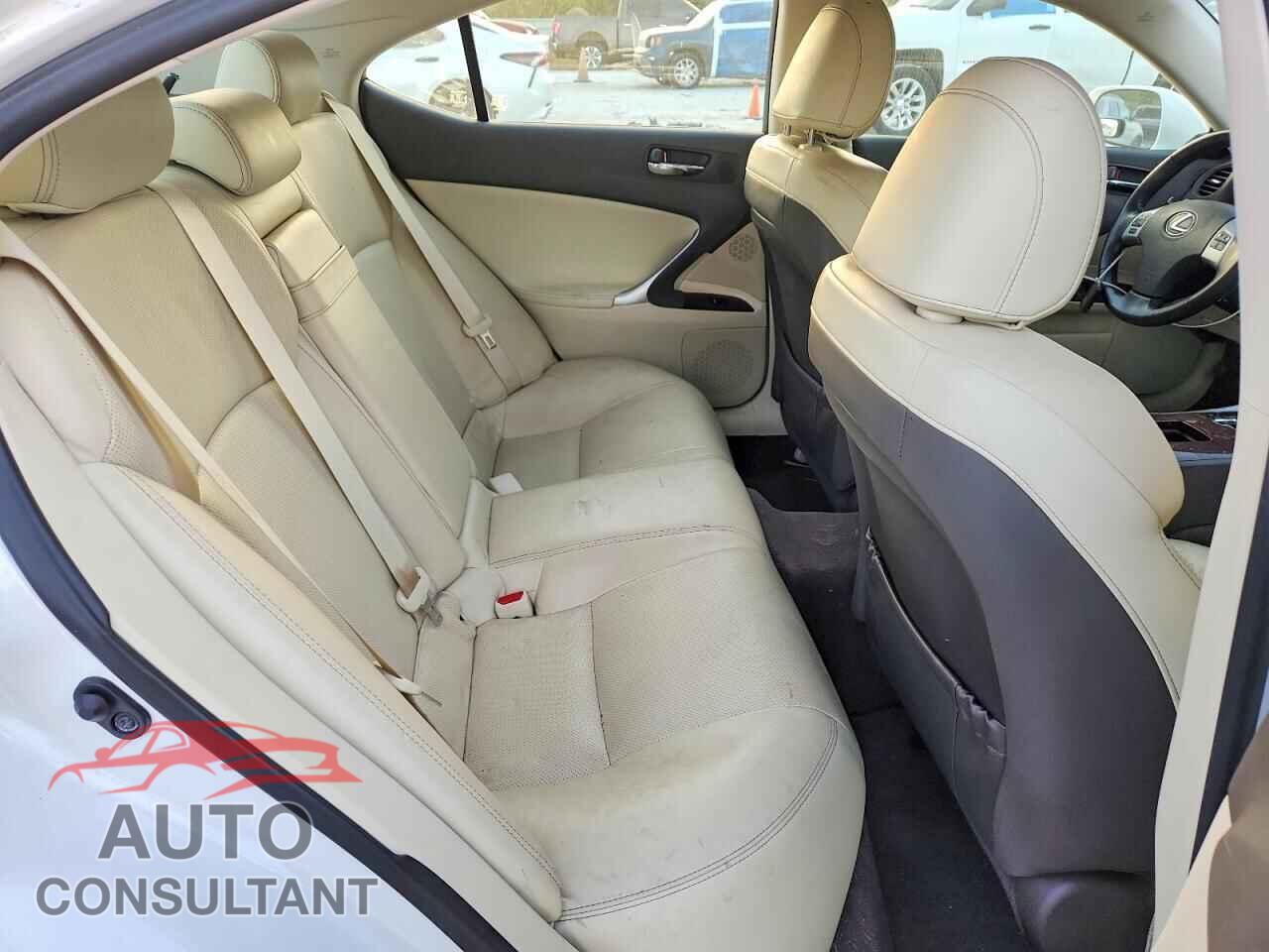 LEXUS IS 2012 - JTHBF5C23C5167329