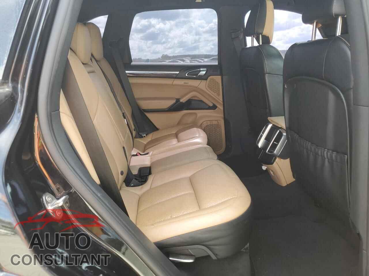 PORSCHE CAYENNE 2016 - WP1AA2A22GLA01722
