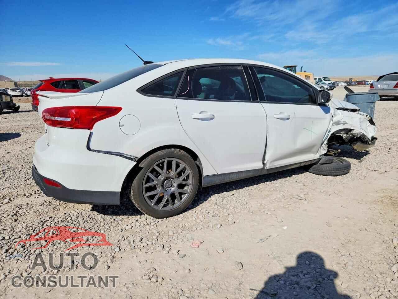 FORD FOCUS 2015 - 1FADP3F29FL275483