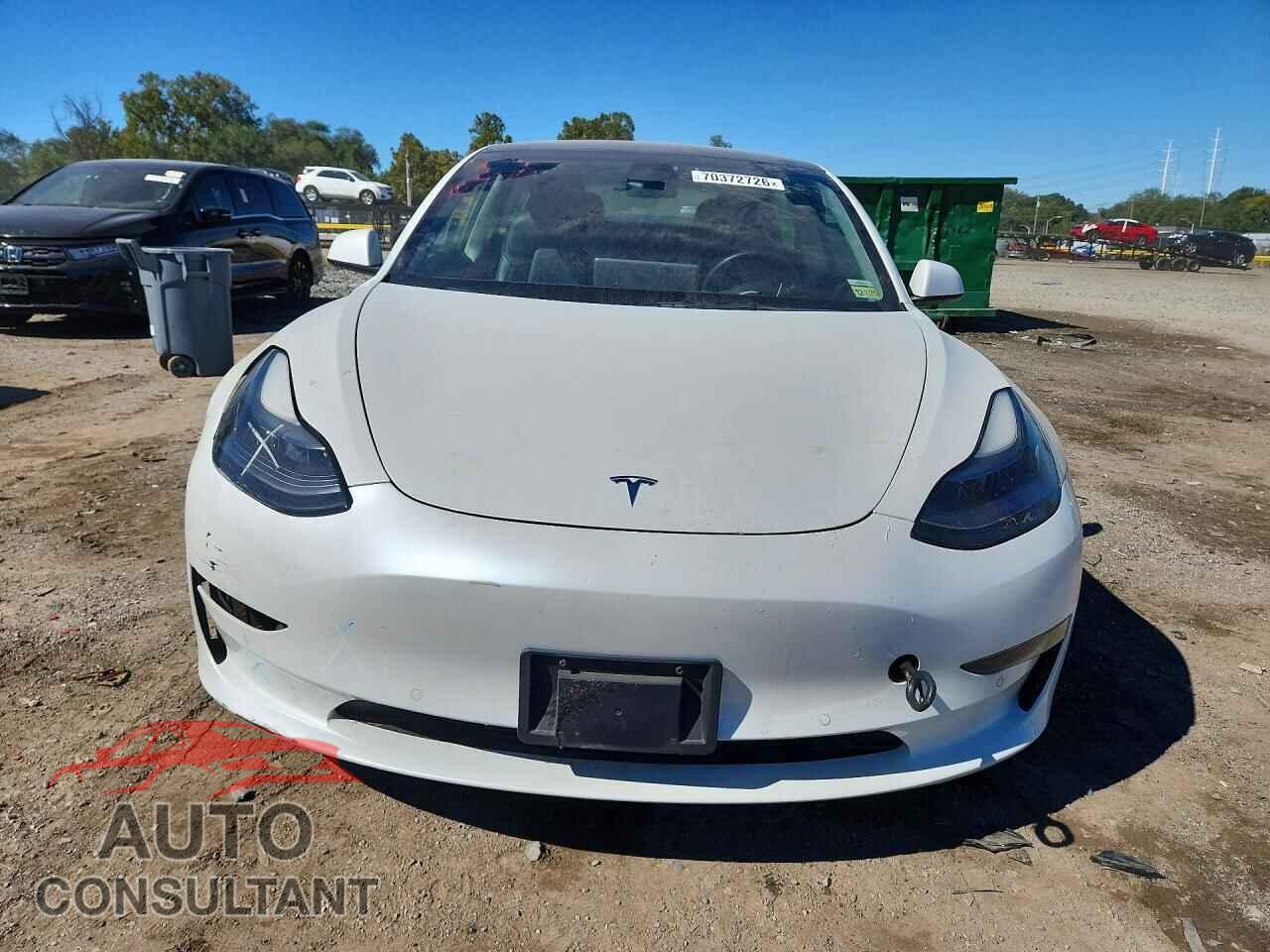 TESLA MODEL 3 2021 - 5YJ3E1EB2MF096526