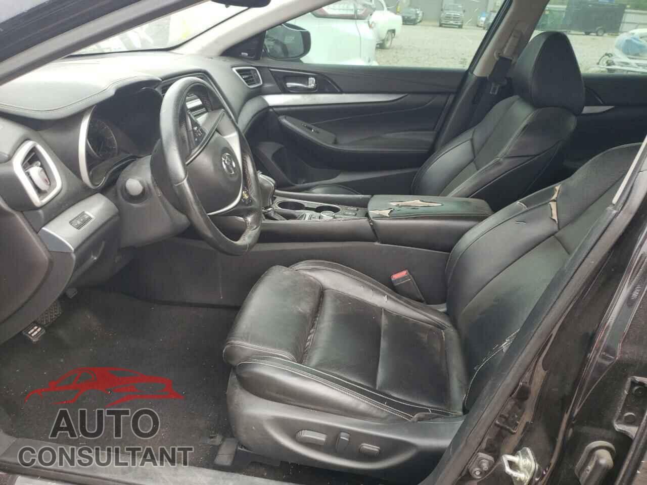 NISSAN MAXIMA 2017 - 1N4AA6AP4HC360856