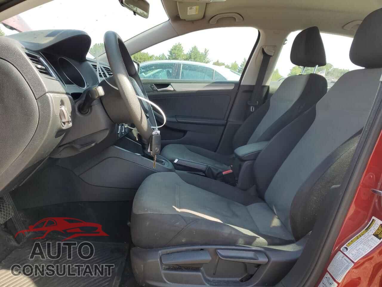 VOLKSWAGEN JETTA 2017 - 3VW2B7AJXHM409289
