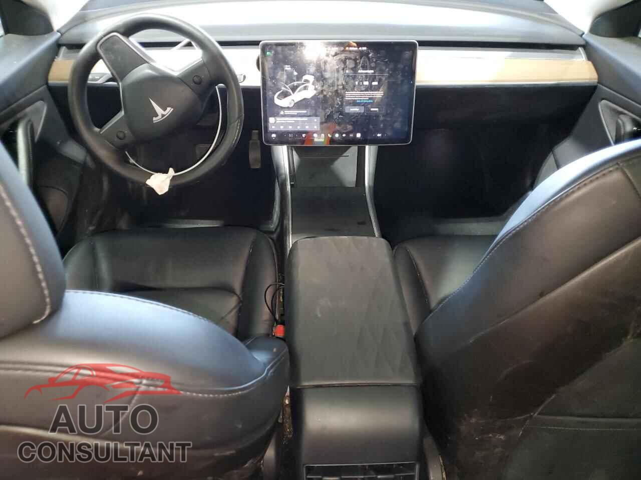TESLA MODEL 3 2020 - 5YJ3E1EB7LF638542