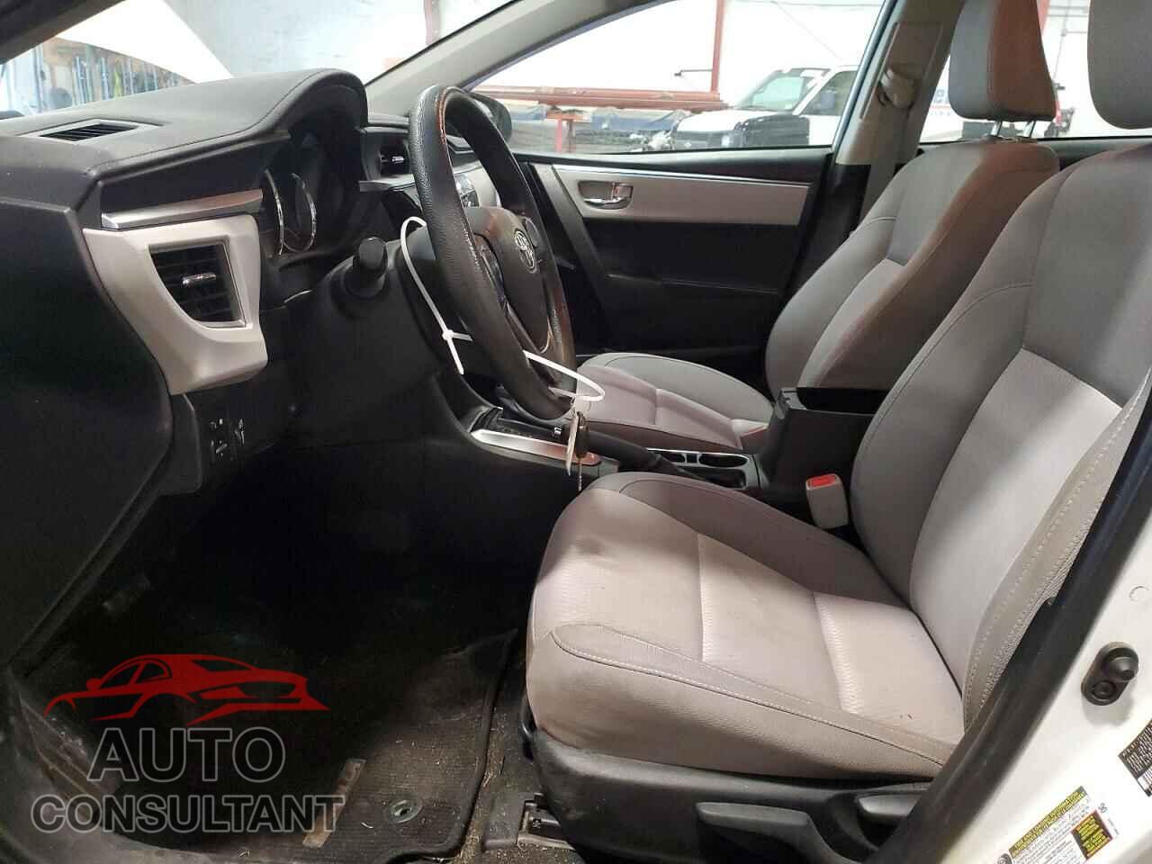 TOYOTA COROLLA 2015 - 5YFBPRHE2FP247365