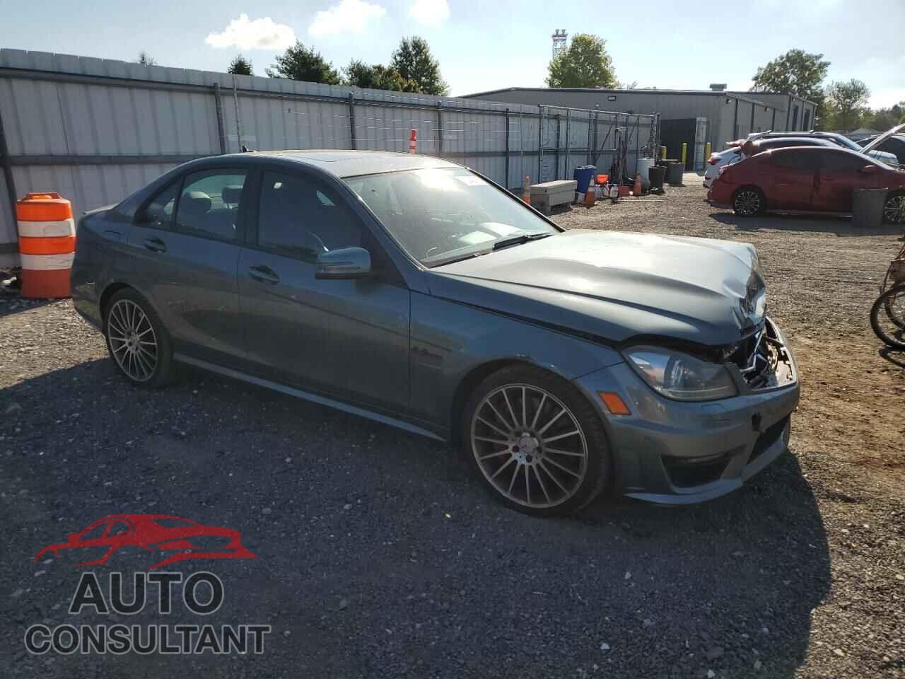 MERCEDES-BENZ C-CLASS 2012 - WDDGF7HB2CA626181