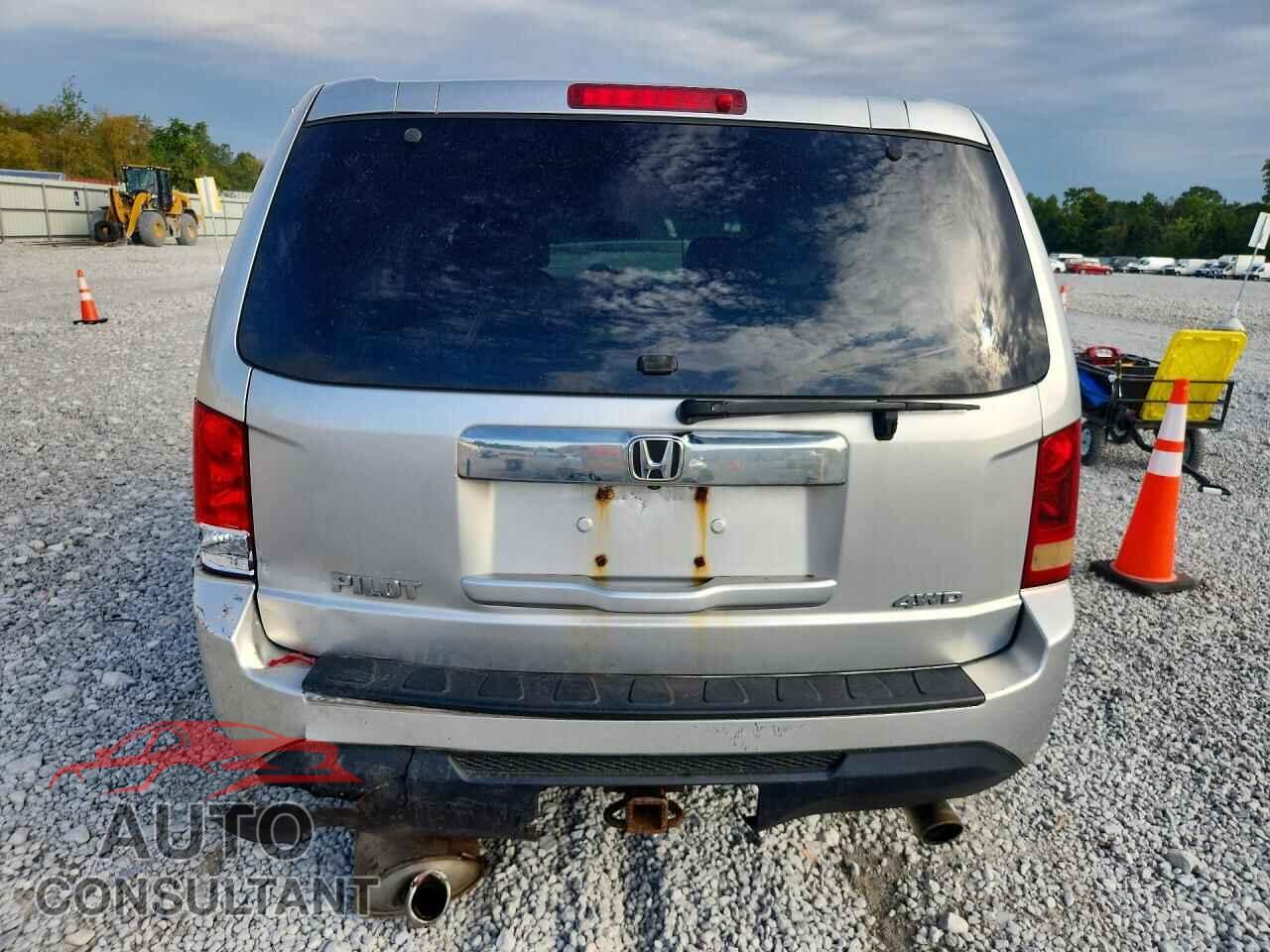 HONDA PILOT 2012 - 5FNYF4H58CB015974