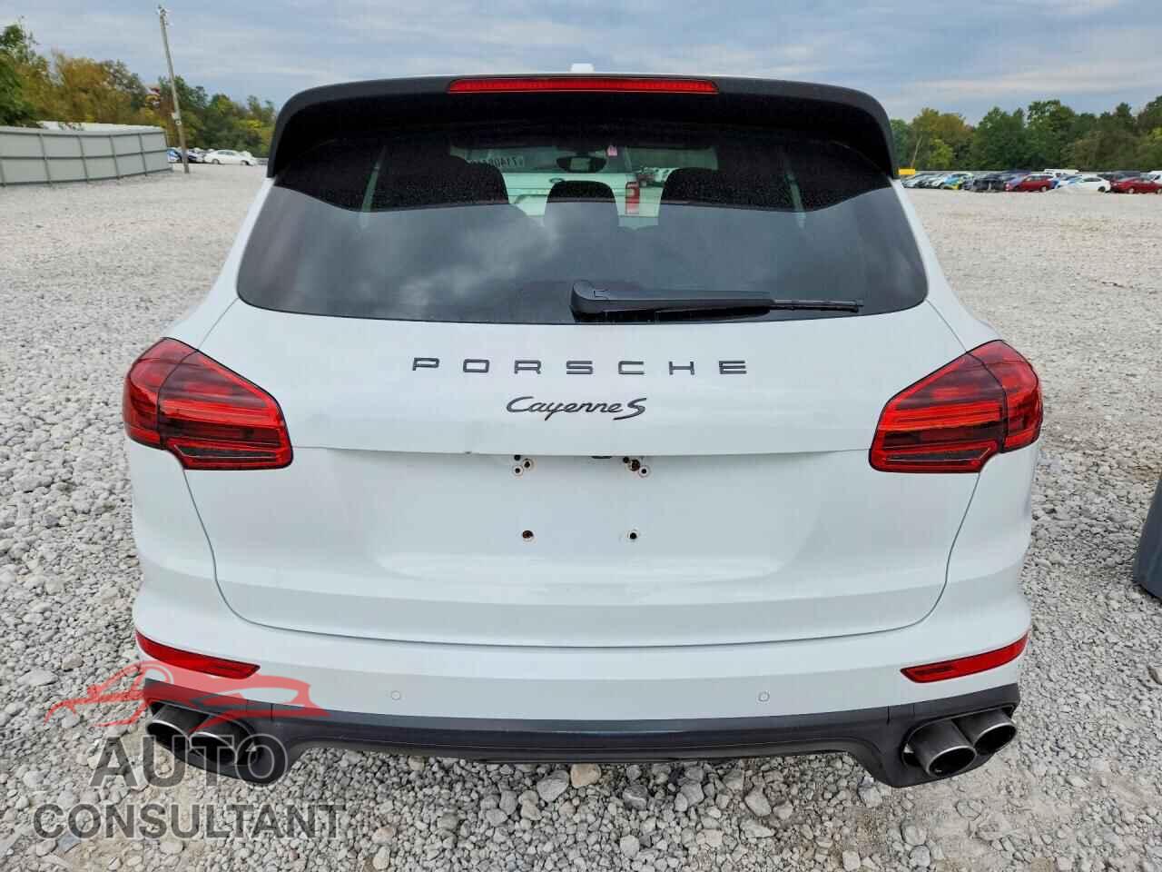 PORSCHE CAYENNE 2016 - WP1AB2A25GLA94409