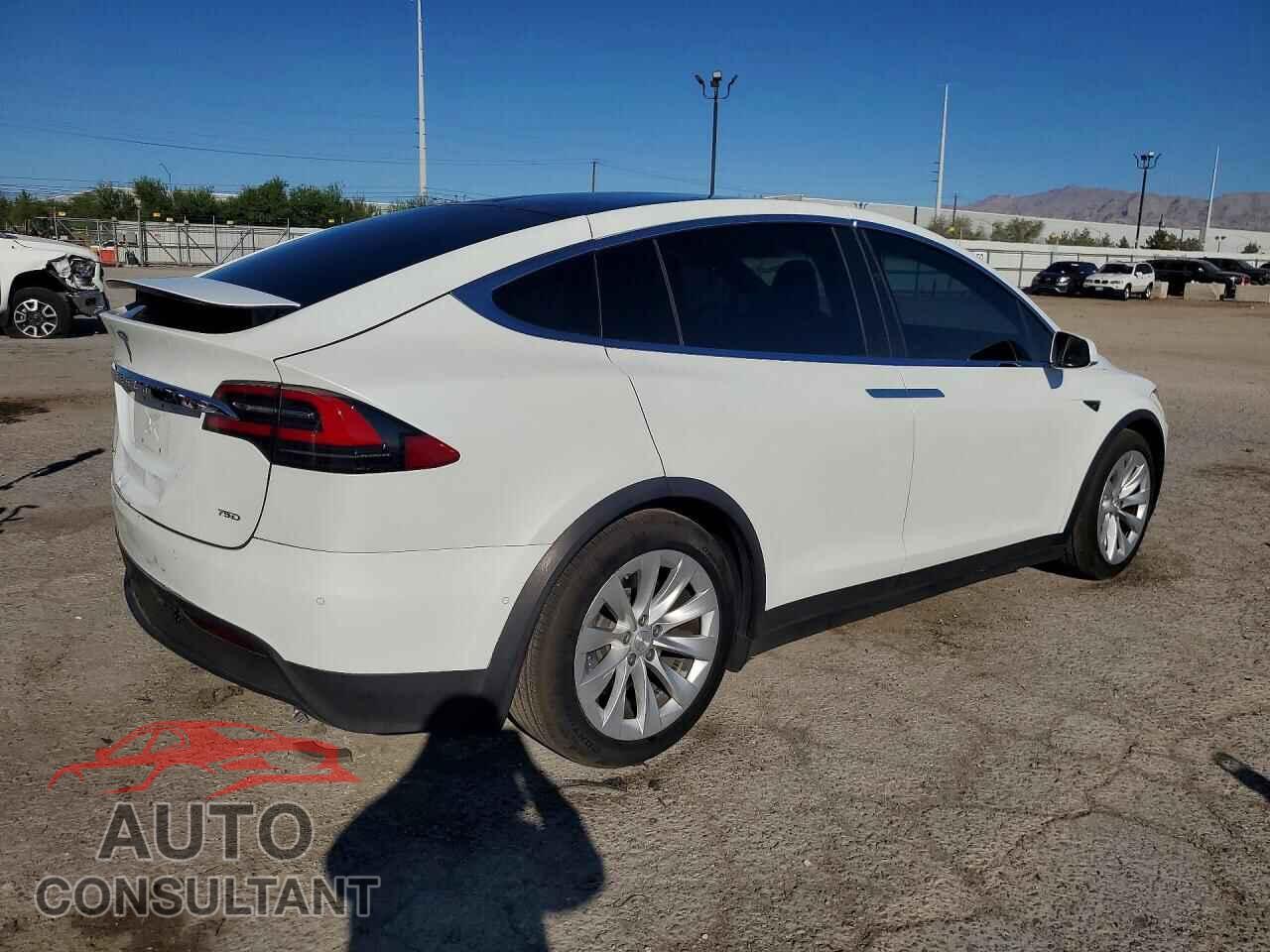 TESLA MODEL X 2018 - 5YJXCBE26JF143484