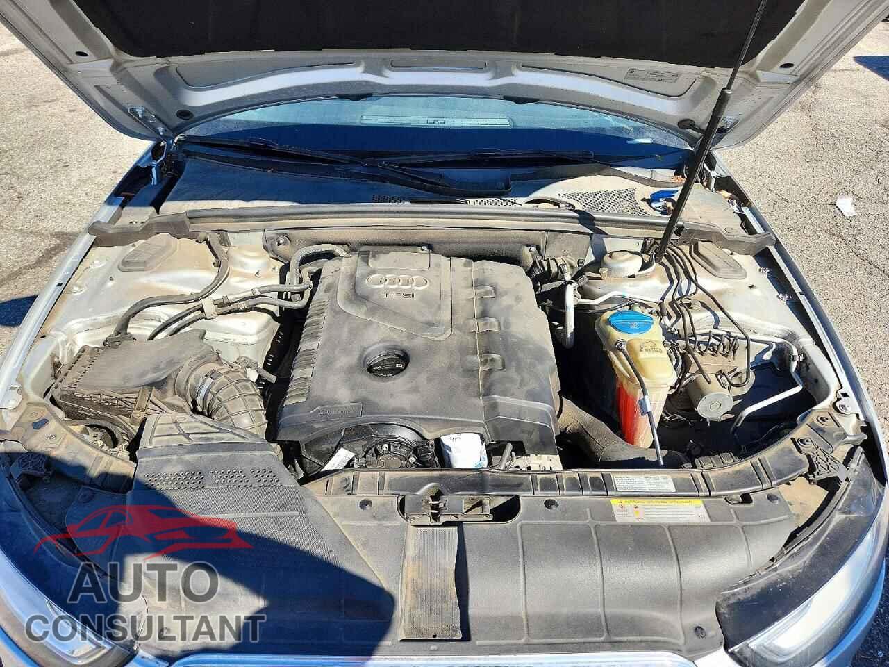 AUDI A4 PREMIUM 2013 - WAUFFAFL8DN024178