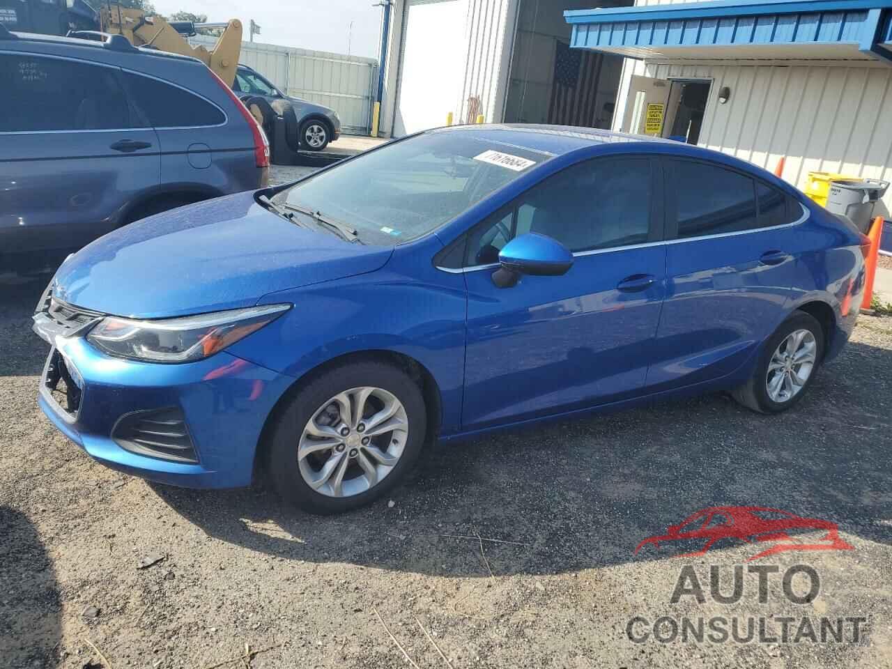 CHEVROLET CRUZE 2019 - 1G1BE5SM4K7119292