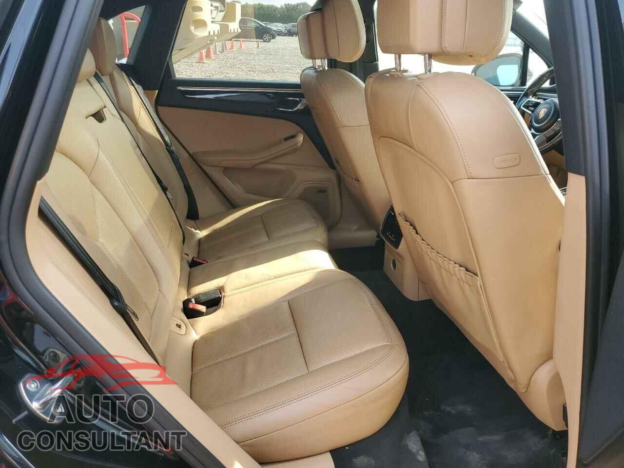 PORSCHE MACAN 2017 - WP1AA2A58HLB04333
