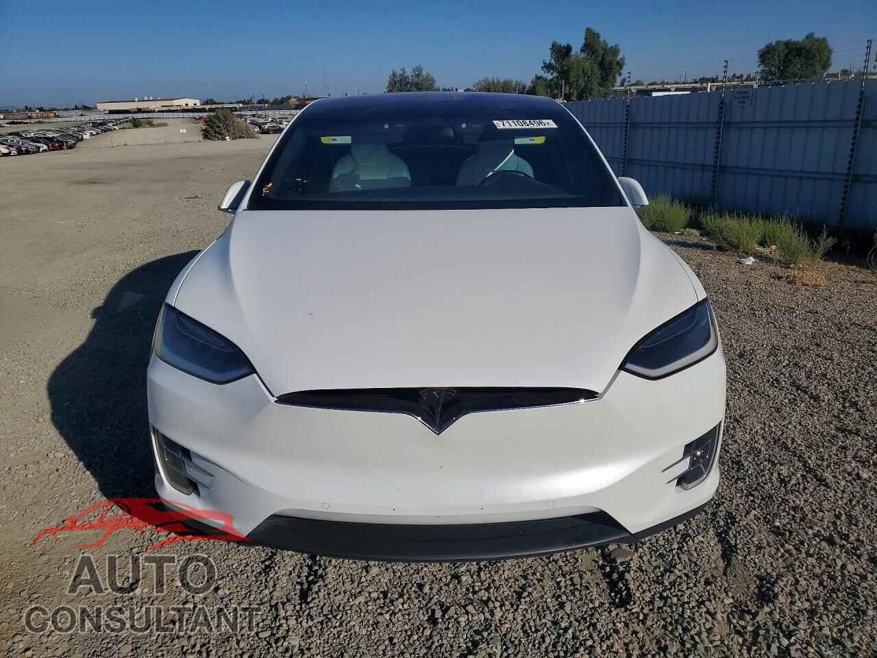 TESLA MODEL X 2017 - 5YJXCBE27HF041654
