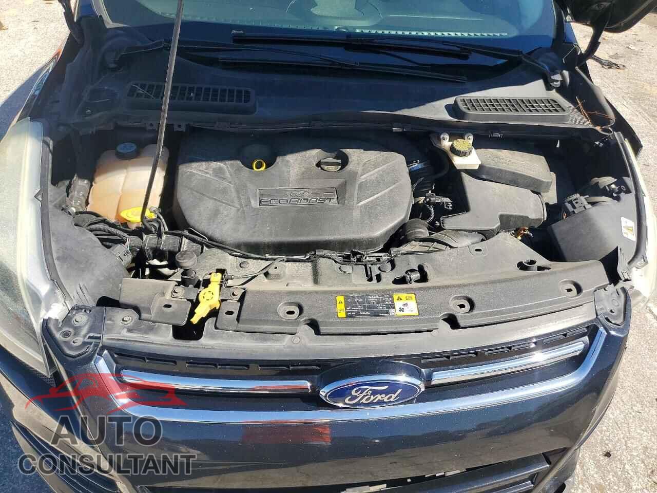 FORD ESCAPE 2013 - 1FMCU9J91DUD65543