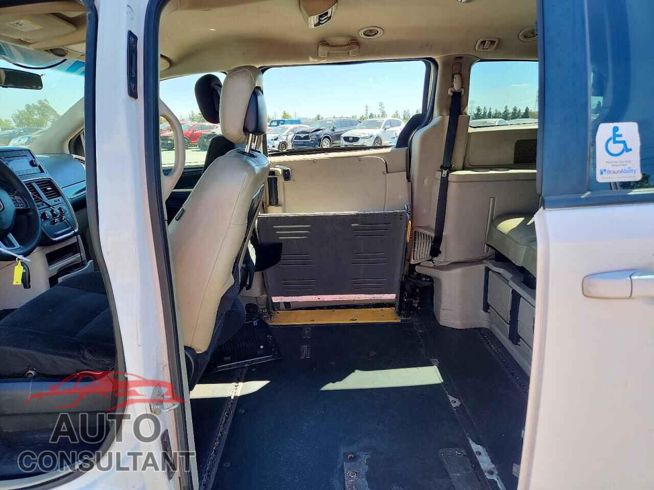 DODGE CARAVAN 2018 - 2C4RDGBG5JR161157