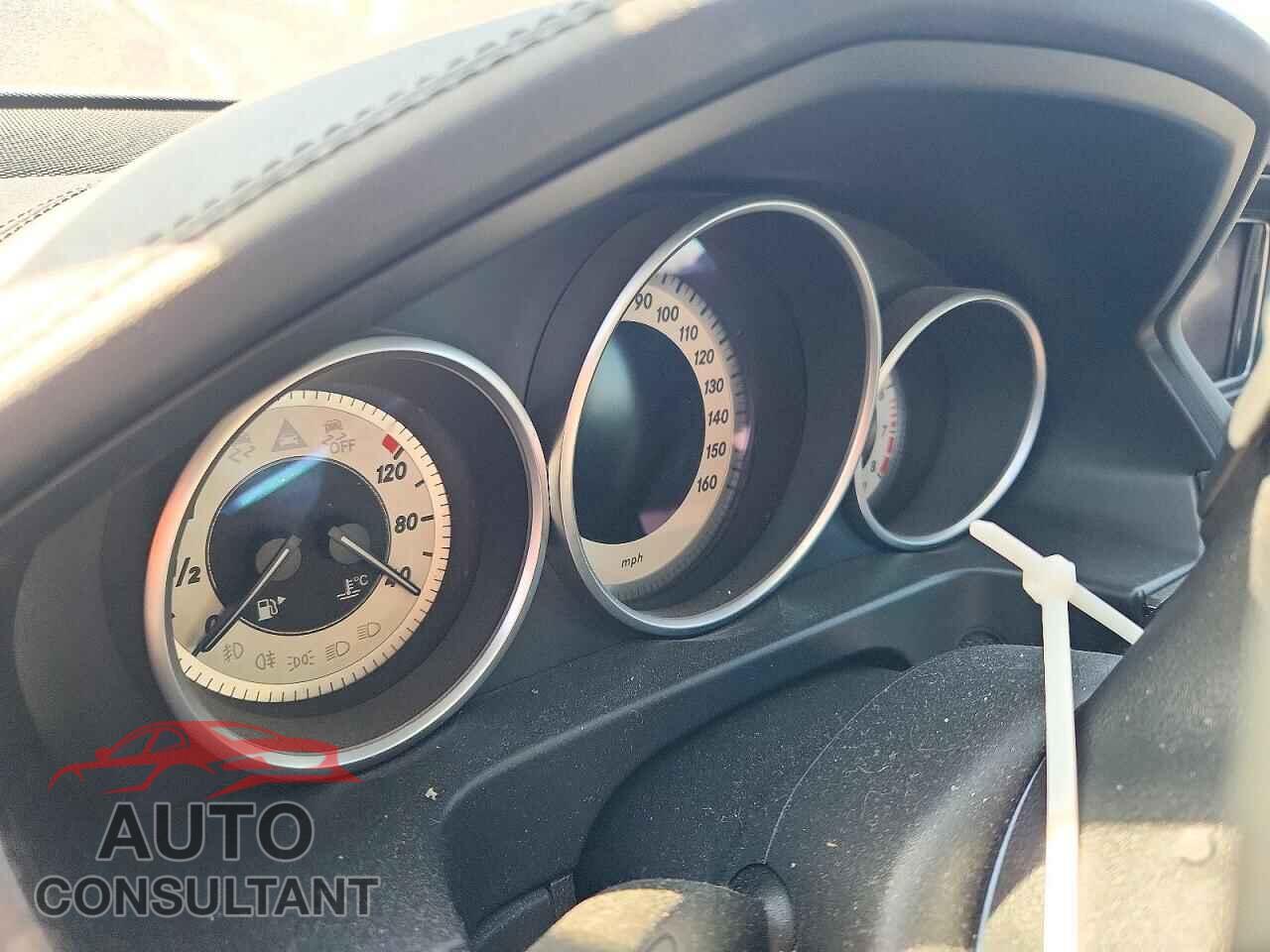 MERCEDES-BENZ E-CLASS 2015 - WDDHF6FB5FB155692