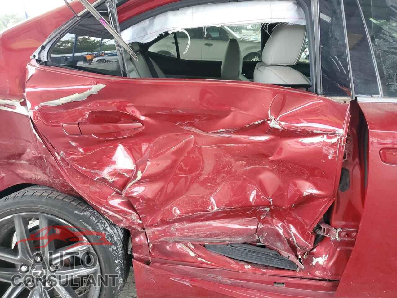 LEXUS IS 2015 - JTHBF1D20F5044082