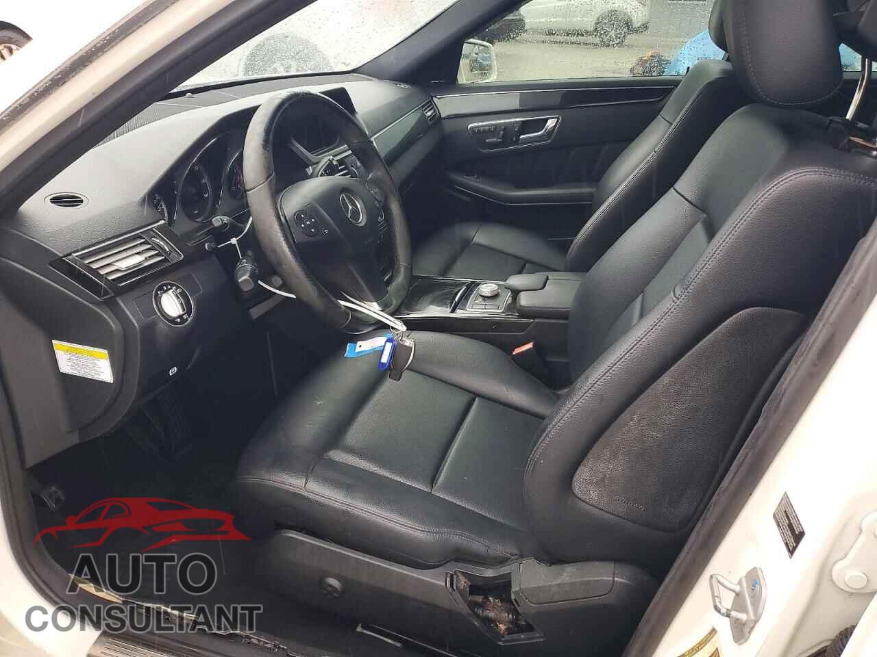 MERCEDES-BENZ E-CLASS 2010 - WDDHF8HB3AA145668